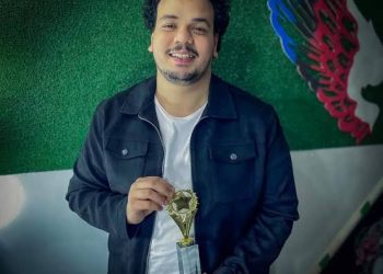 عتره يتوجه بالشكر للعاملين في مسلسل الكبير اوي