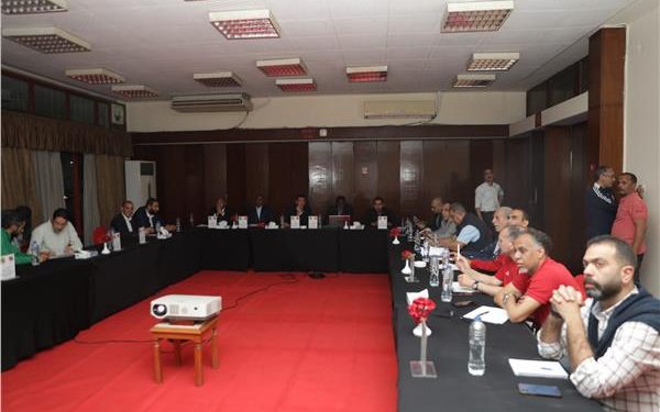 الاجتماع الفنى لمباراة الاهلى والرجاء المغربي