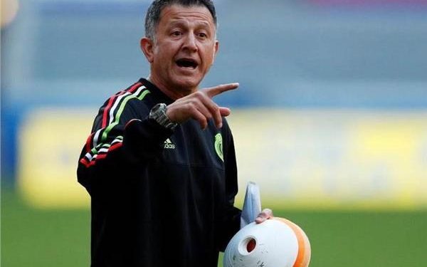 أسوريو : نستحق الفوزعلى سيراميكا .. وأداء الزمالك تحسن