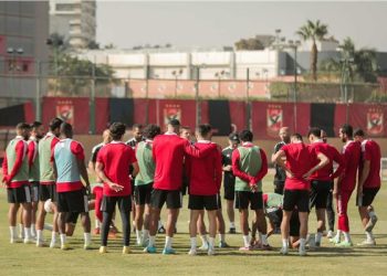 الأهلي يختتم تدريباته بالمغرب مساء اليوم لمواجهة الرجاء غداً