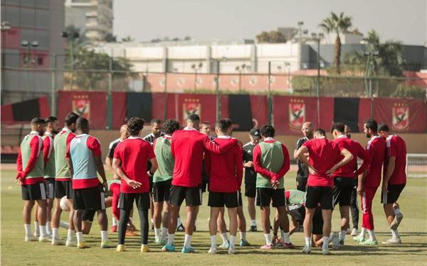 الأهلي يختتم تدريباته بالمغرب مساء اليوم لمواجهة الرجاء غداً