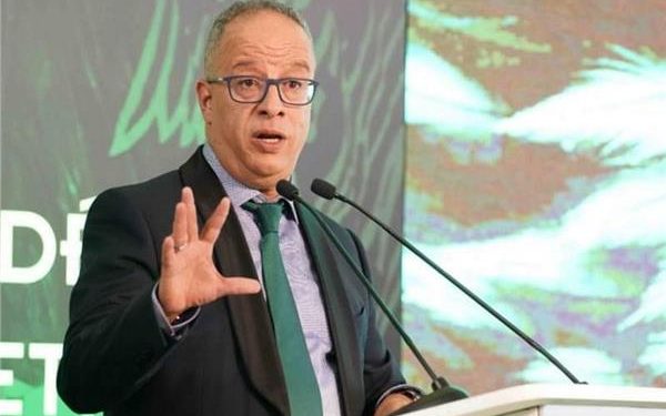 سر استقالة رئيس الرجاء المغربي من منصبه قبل مواجهة الأهلى