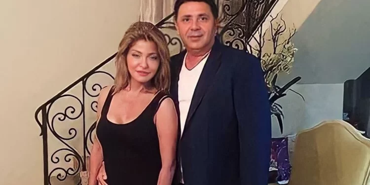 علا غانم في العرافة: “جوزي طردني من البيت بالروب”