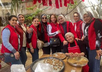 مروة حافظ” مؤسسة أنا مصراوية هدفها رسم الفرحة على وجوه البسطاء خلال شهر رمضان”