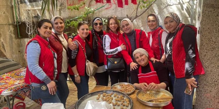 مروة حافظ” مؤسسة أنا مصراوية هدفها رسم الفرحة على وجوه البسطاء خلال شهر رمضان”