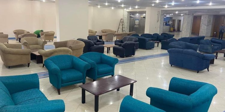 عودة الروح لنقابة الصحفيين.. السكرتير العام ينشر صورا لاستراحه الدور الرابع