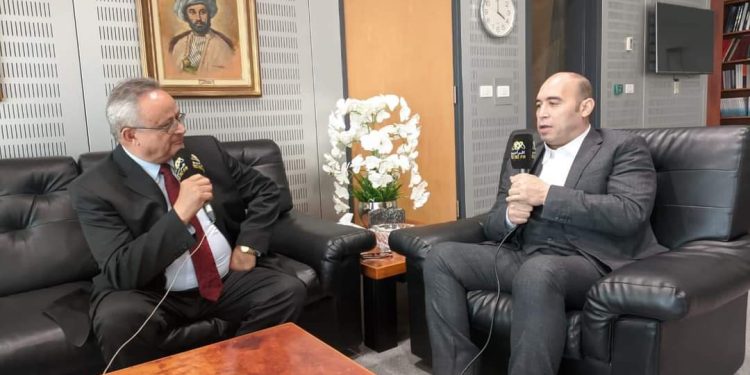 رئيس مكتبة الإسكندرية ل الخطيب : وفاة زوجتي كسر قلبي