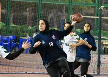 المستشار إيهاب الشريطي يهنئ سيدات الزهور لكرة اليد بعد الفوز الساحق على أصحاب الجياد