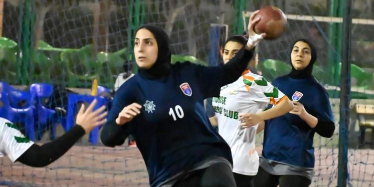 المستشار إيهاب الشريطي يهنئ سيدات الزهور لكرة اليد بعد الفوز الساحق على أصحاب الجياد