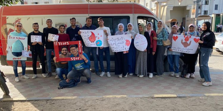 اتحاد طلاب صيدلة بني سويف ينظمون حملة للتبرع بالدم للعام