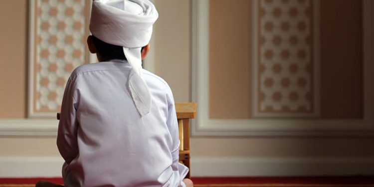 أطفال يتحولون لنجوم صلاة التراويح” في المغرب