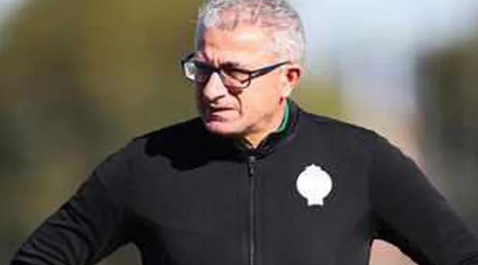 بعد تراجع مستوى لاعبي الرجاء .. ورطة منذر الكبير قبل مواجهة الأهلي