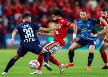 بعد انتهاء الوقت الاصلي بالتعادل .. وقت إضافي للأهلي وبيراميدز في السوبر