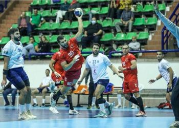  الأهلي  يقهر سبورتنج 32/28 في كأس الكؤوس الإفريقية لليد