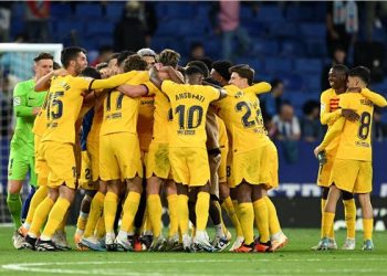 برشلونة يقهر إسبانيول برباعية ويتوج بطلاً للدوري الإسباني