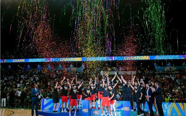 بعثة الأهلي تصل مصر بعد التتويج ببطولة الـ BAL والتأهل لمونديال الاندية للسلة