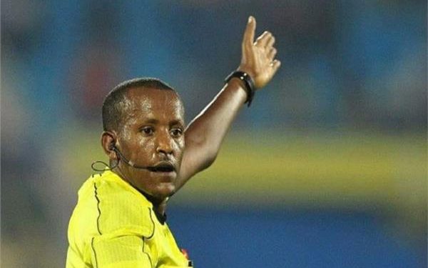 إعتزال “تيسيما” التحكيم بعد نهائي دوري الأبطال بين الأهلي والوداد