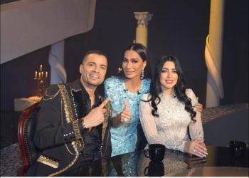 شد وجذب بين شاكوش وزوجته واتهامات بـ “السرقة والطرد”