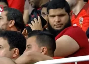 الشيخ أحمد إبراهيم مشجع الأهلي من ذوي البصيرة ” الاحمر عشقي وأهم عندى من الريال”