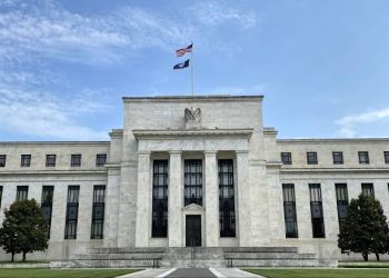 حركه البيع والشراء تتاثر في امريكا بسبب ارتفاع الفائدة