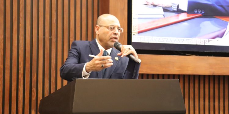 اتحاد العمال يطرح مزايدة علنية للحصول على حق انتفاع وتشغيل المباني وفروع الجامعة العمالية