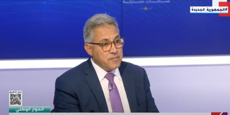 السجيني: الدستور منح أعضاء المجالس المحلية سلطة الاستجواب وسحب الثقة من المحافظ