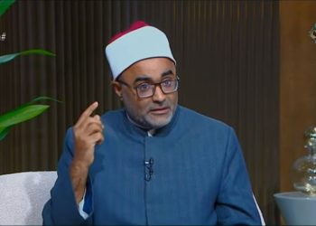   عن رافضى عمل المرأة.. العسقلانى تعلم على يد ٥٠ إمرأة |فيديو