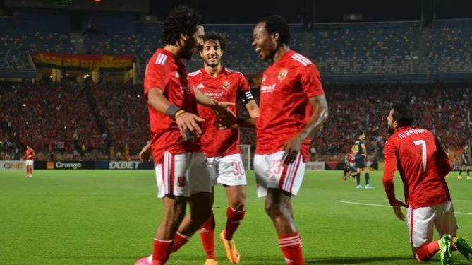 بعد التأهل لنهائي دورى الابطال .. الأهلي يفاجئ لاعبيه