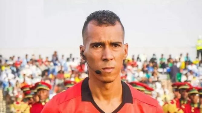 الموريتاني دحان بيدا حكما لـ مباراة الأهلي والترجي بدورى الابطال