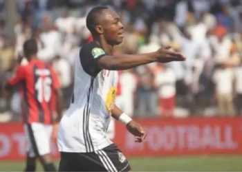 مدرب بشكتاش التركي يقرب جاكسون موليكا للانتقال للأهلي