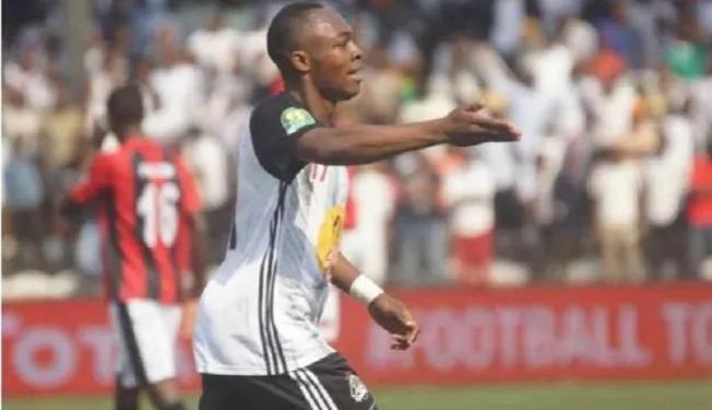 مدرب بشكتاش التركي يقرب جاكسون موليكا للانتقال للأهلي