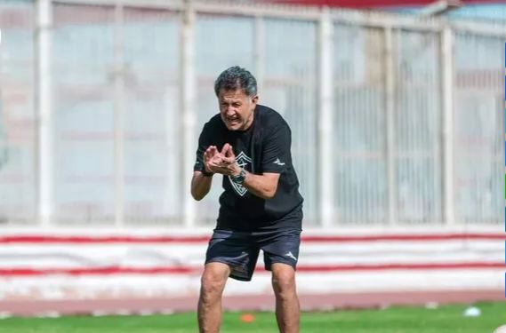 أوباما وحمدي ومحمود علاء ..أوسوريو يطلب عودة ثلاثي الزمالك