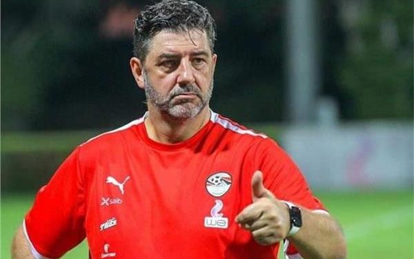 فيتوريا يكشف تفاصيل معسكر منتخب مصر في مؤتمر صحفي غدًا