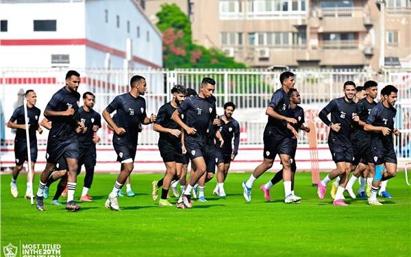 بلحاج ينتظم في تدريبات الزمالك إستعداد لمواجهة فاركو في الكأس