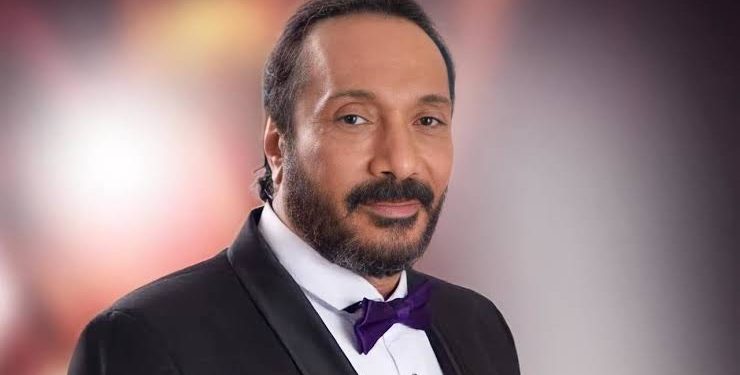 على الحجار يهدد مدحت صالح باللجوء للقضاء بسبب مشروع 100 سنة غنا