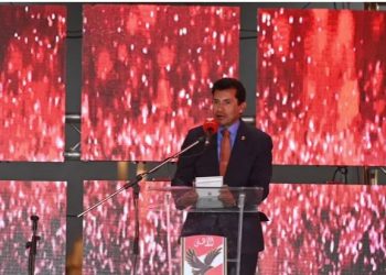 أشرف صبحي: فرع الأهلي بالتجمع صرح عظيم يساهم في تطور الرياضة