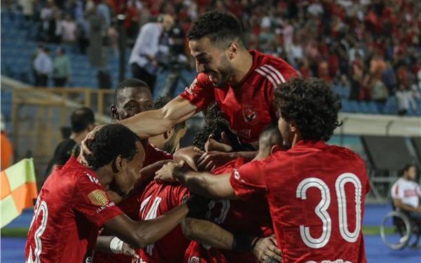 الاهلي يضرب الزمالك بثلاثية قاتلة فى الشوط الاول |فيديو