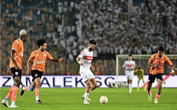 الزمالك يتعادل أمام فاركو  2/2 ويحتل المركز الثالث في الدوري