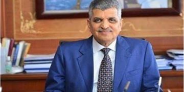   عبور مليون سفينة وتحقيق 144 مليار دولار إيرادات قناة السويس