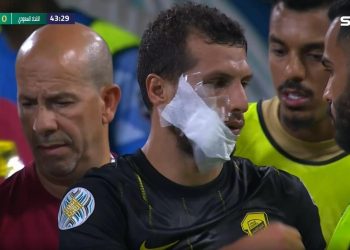 إصابة مرعبة لـ طارق حامد وتم نقله إلى المستشفى |صور