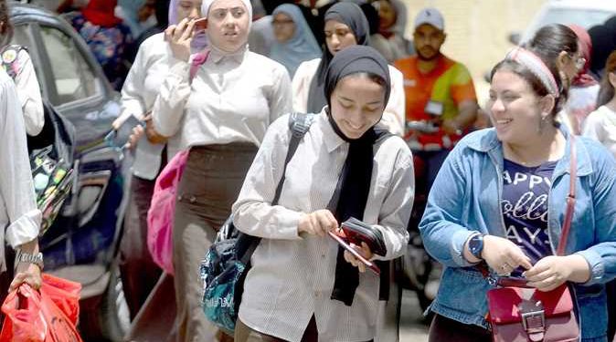 نتيجة الثانوية العامة 2023.. أسماء أوائل الشعبة الأدبية