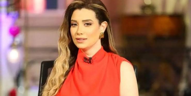 مروة صبري تهاجم عارفة عبد الرسول بسبب “زرار البنطلون”