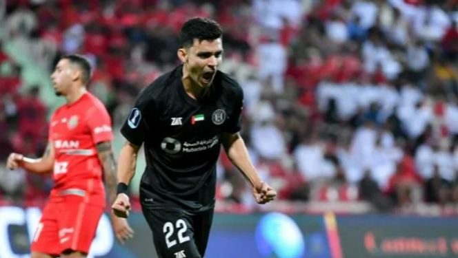 لن يعود .. حقيقة إنضمام  أشرف بن شرقي للزمالك في الصيف