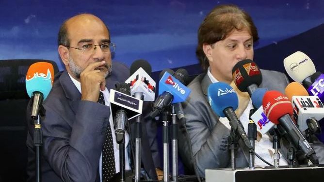 الشيبي استفز الشحات .. ثروت سويلم : عقوبة الشحات جاءت بناءً على تقرير المراقب  