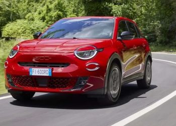 بعد غياب 13 عامًا .. عودة “فيات 600” بمنظومة كهربائية بـ 1.2 مليون جنيه  |صور