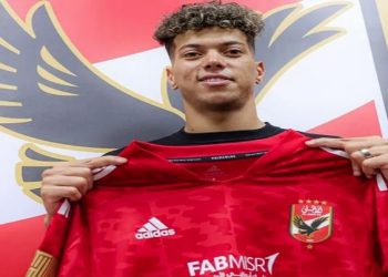 ميدو يكشف حقيقة بند إعادة البيع في عقد إمام عاشور للاهلي