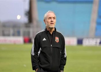 كولر يعلن تشكيل الأهلي لمباراة المصري