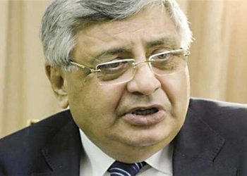 عوض تاج الدين يكشف تفاصيل إنشاء المدينة الطبية العالمية