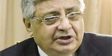 عوض تاج الدين يكشف تفاصيل إنشاء المدينة الطبية العالمية