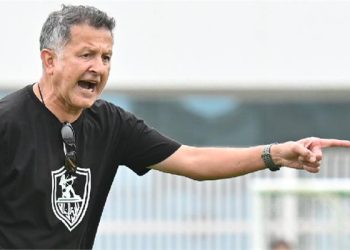 الكولومبي أوسوريو يتمسك بجميع معاونيه في الزمالك